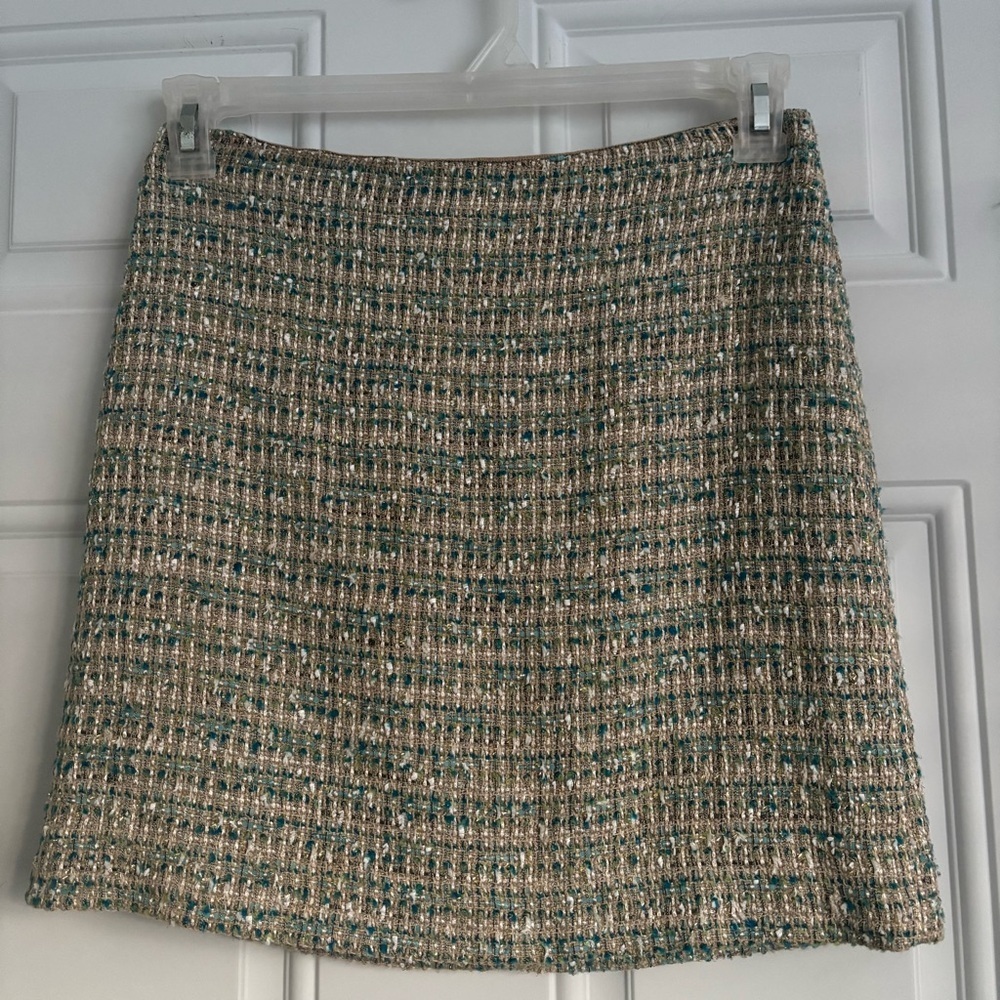 Ann Taylor Short Tweed Skirt, Size 2
